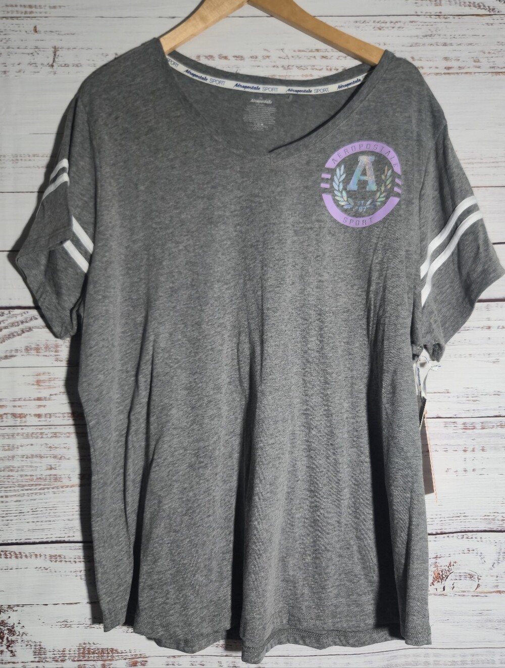 Aeropostale Sport Gray Short Sleeve V-Neck T-Shirt Women's Size 3X